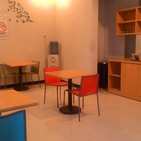 Swk 95 Hotel Surabaya Exterior photo